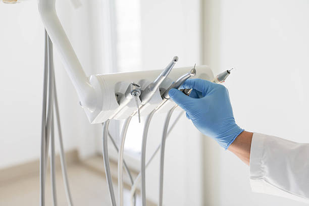 24/7 Emergency Root Canal Treatment experts in Cleveland Heights, OH